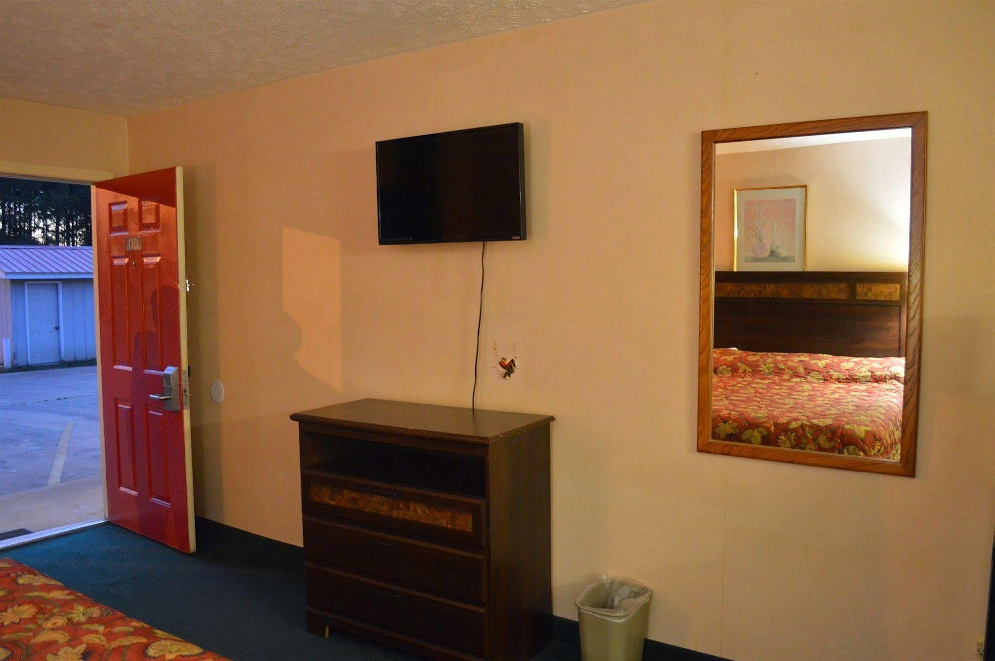 Economy Inn Carthage エクステリア 写真